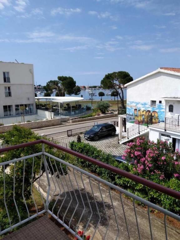 Apartment Sea Breeze